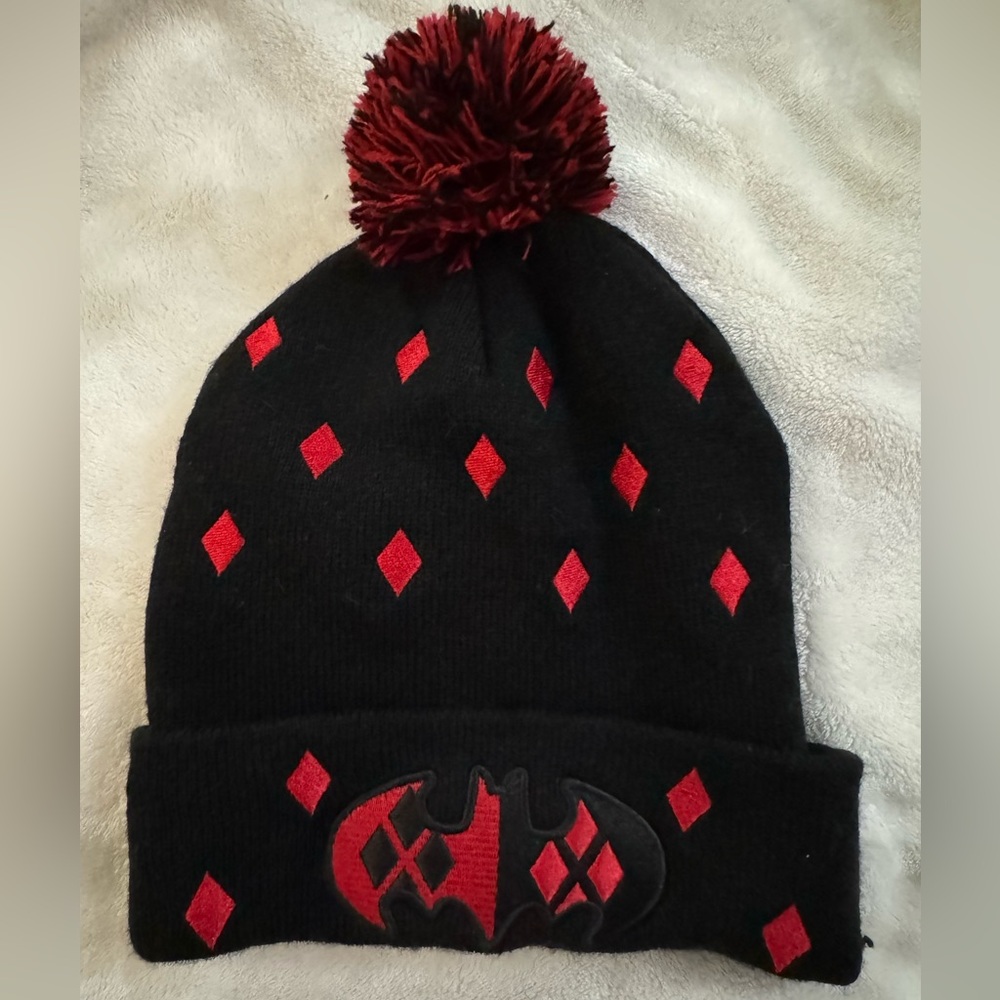 Harley Quinn Batman Black and Red diamond Beanie